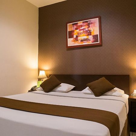 The Harmony Legian Hotel Kuta Lombok Exteriör bild