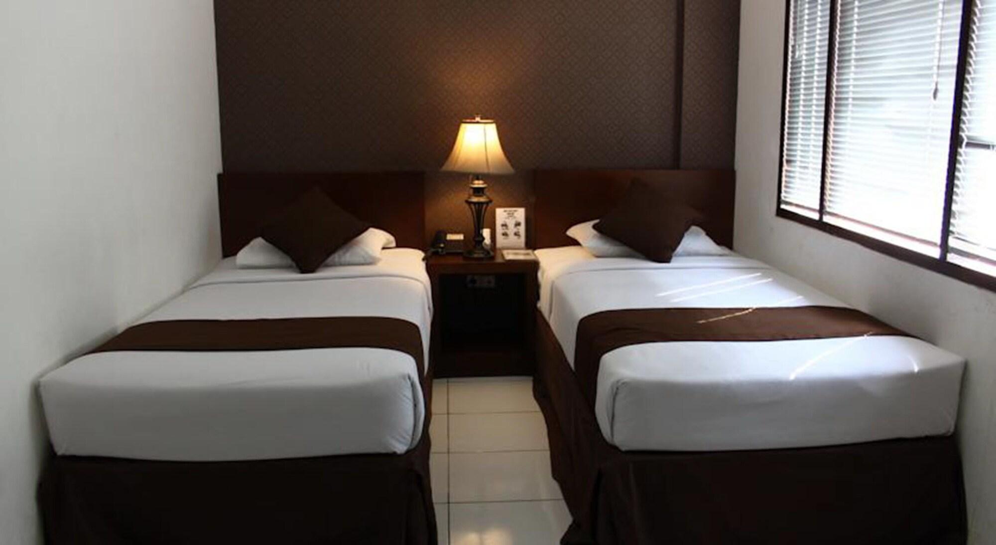 The Harmony Legian Hotel Kuta Lombok Exteriör bild