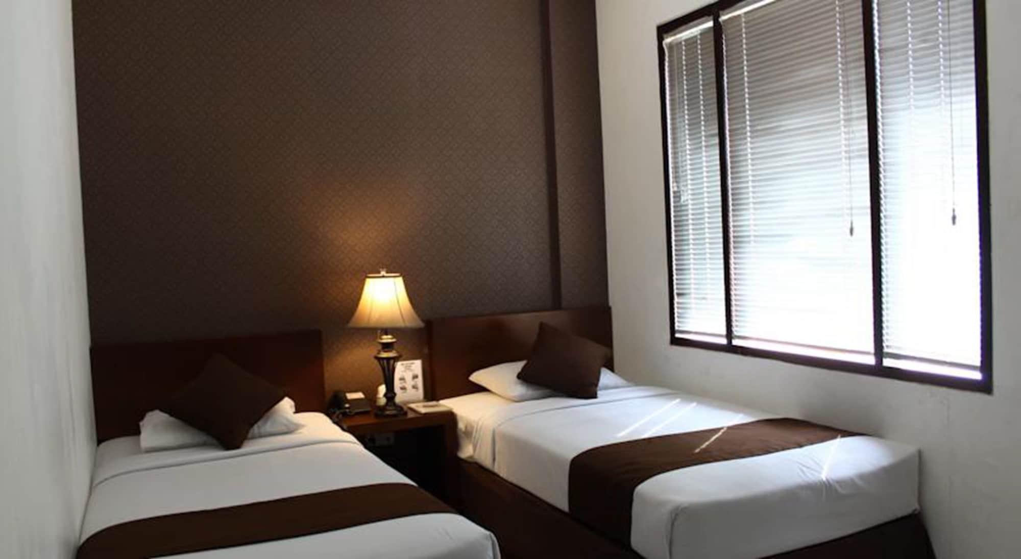 The Harmony Legian Hotel Kuta Lombok Exteriör bild